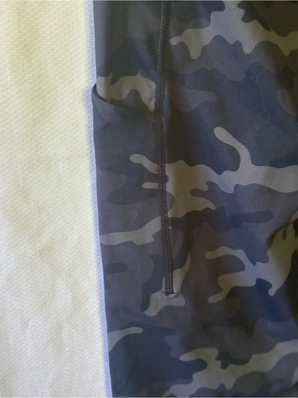 Howitzer Patriot MFG Black Camo Leggings Women’s Large Tactical Gym NWT - Picture 7 of 8